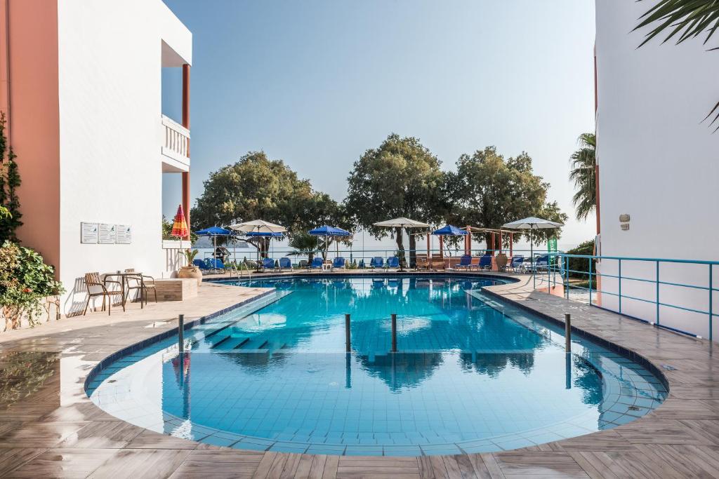 Eden beach hotel Agia Marina