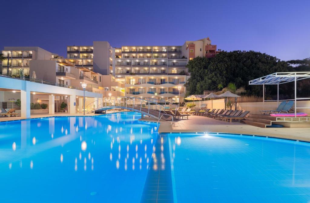 Iolida beach hotel Agia Marina