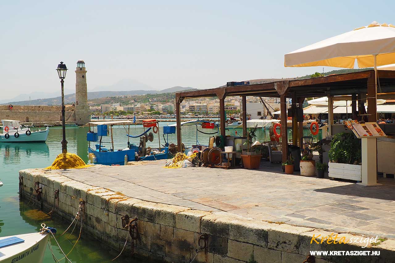 Velencei kikötő Rethymno óváros látnivalói (Venetian Harbour Rethymno, old port)